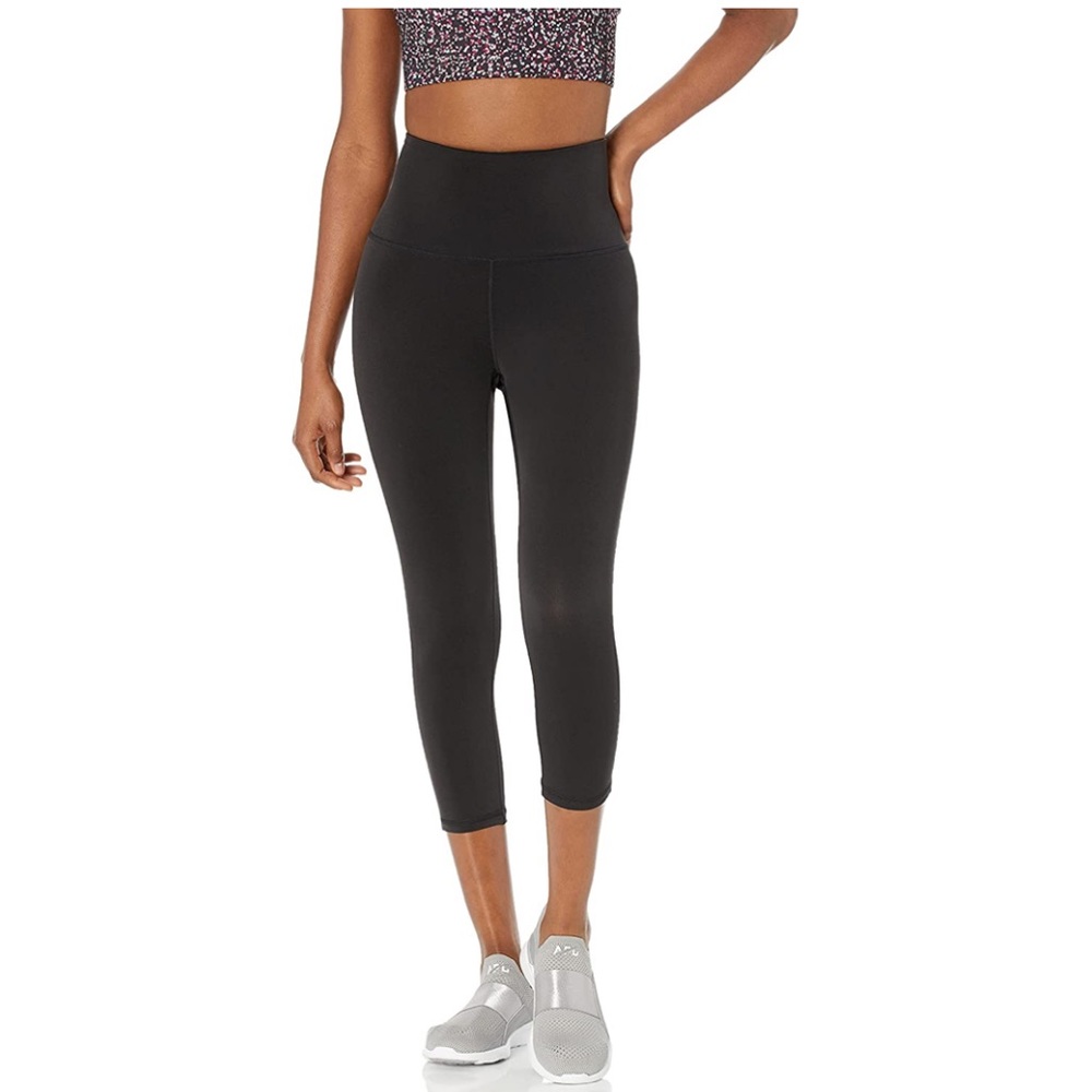 NWOT Amazon Essentials Black Crop Leggings